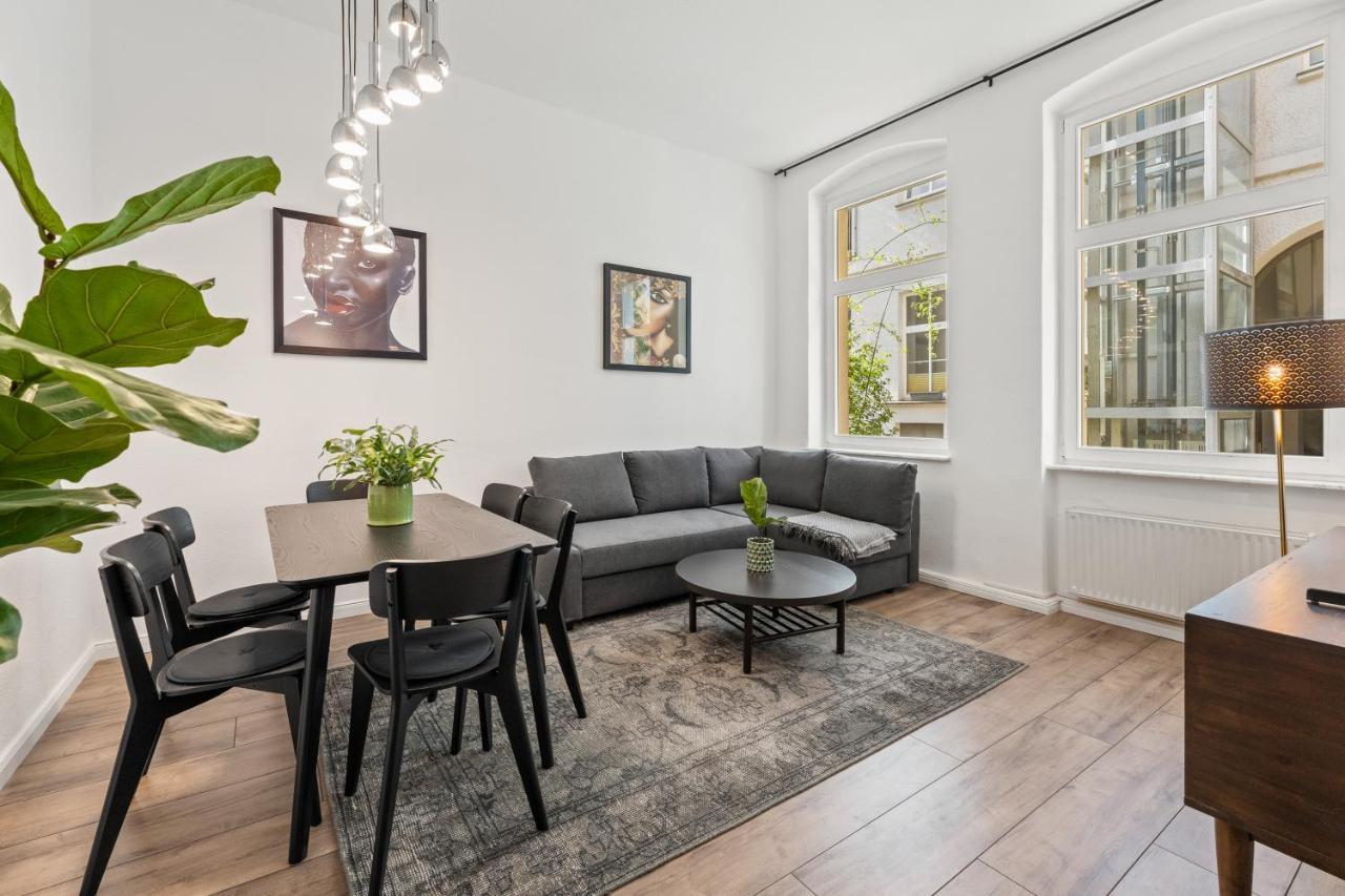 The Tieckstr Loft For Up To 7 People With 2 Bathrooms Berlin Exteriör bild